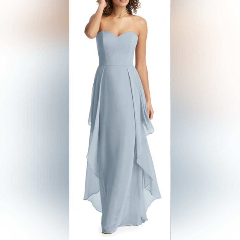 Social Bridesmaids 8195 Strapless Sweetheart Chiffon Gown NWOT sz 6 Mist Blue